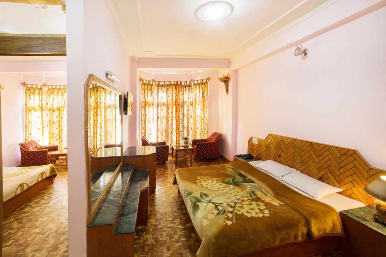 Hotel Satkar Residency - Riverside Old Manali Экстерьер фото