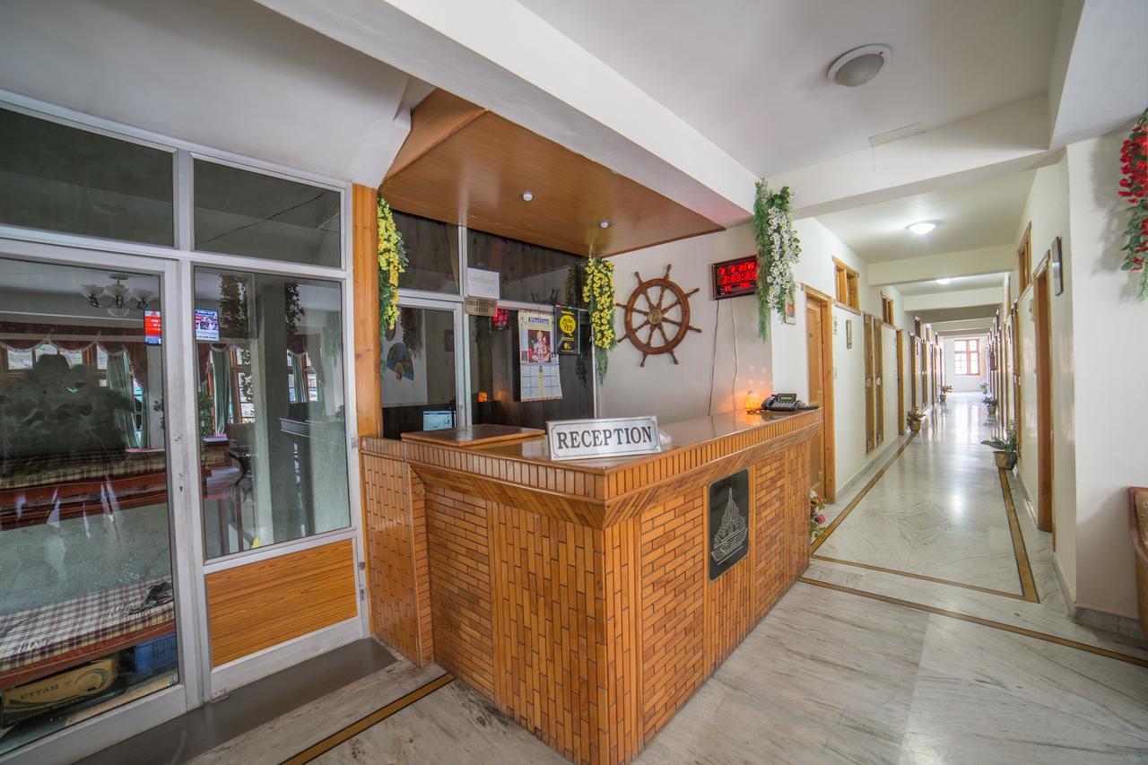 Hotel Satkar Residency - Riverside Old Manali Экстерьер фото
