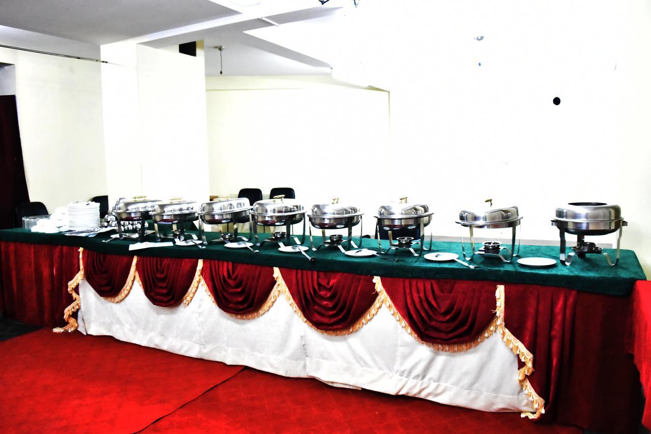Hotel Satkar Residency - Riverside Old Manali Экстерьер фото